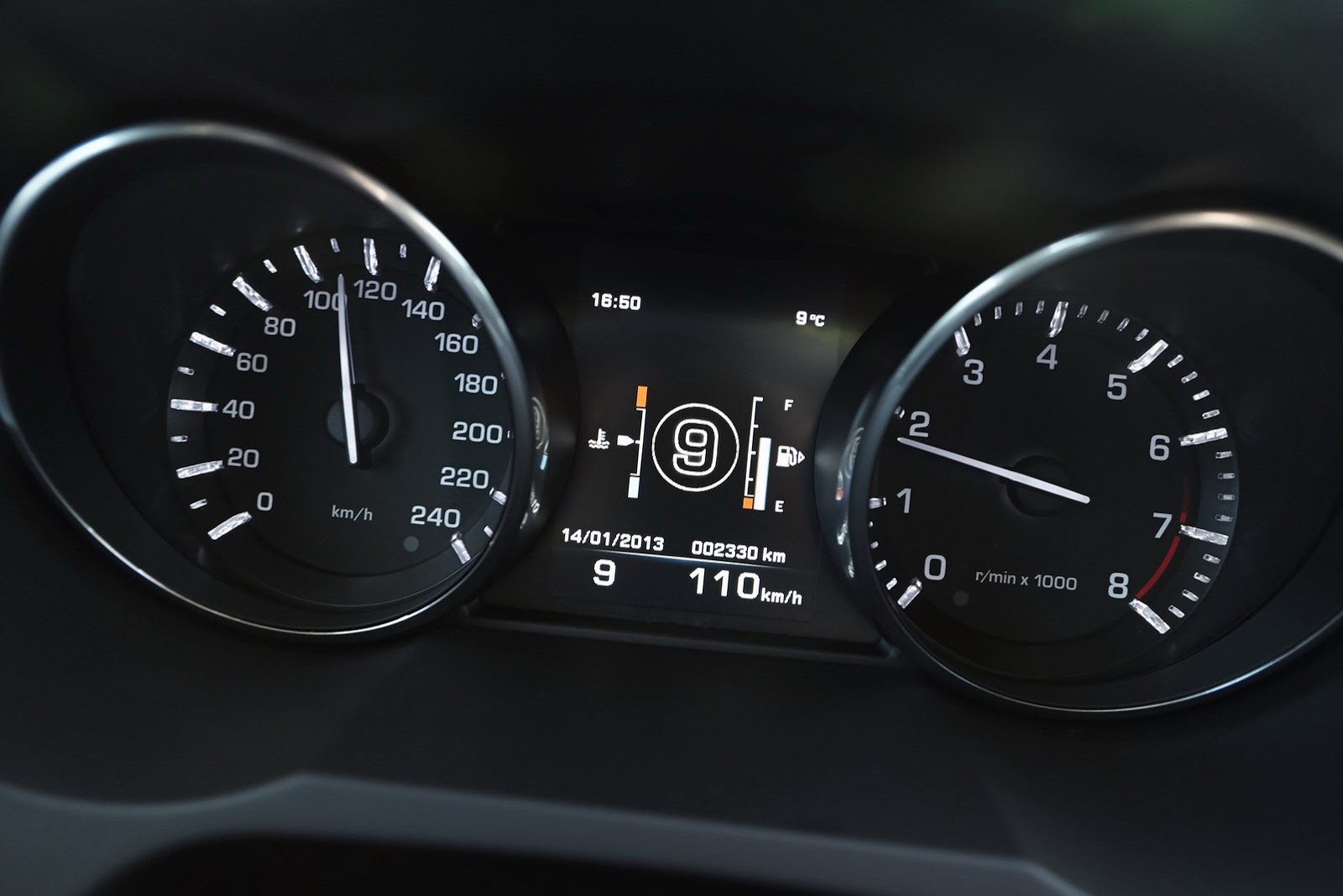 Range Rover Evoque to get 9-speed gearbox - Image 5